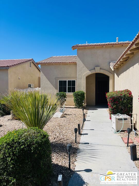 9139 Silver Star Avenue Property Photo 1