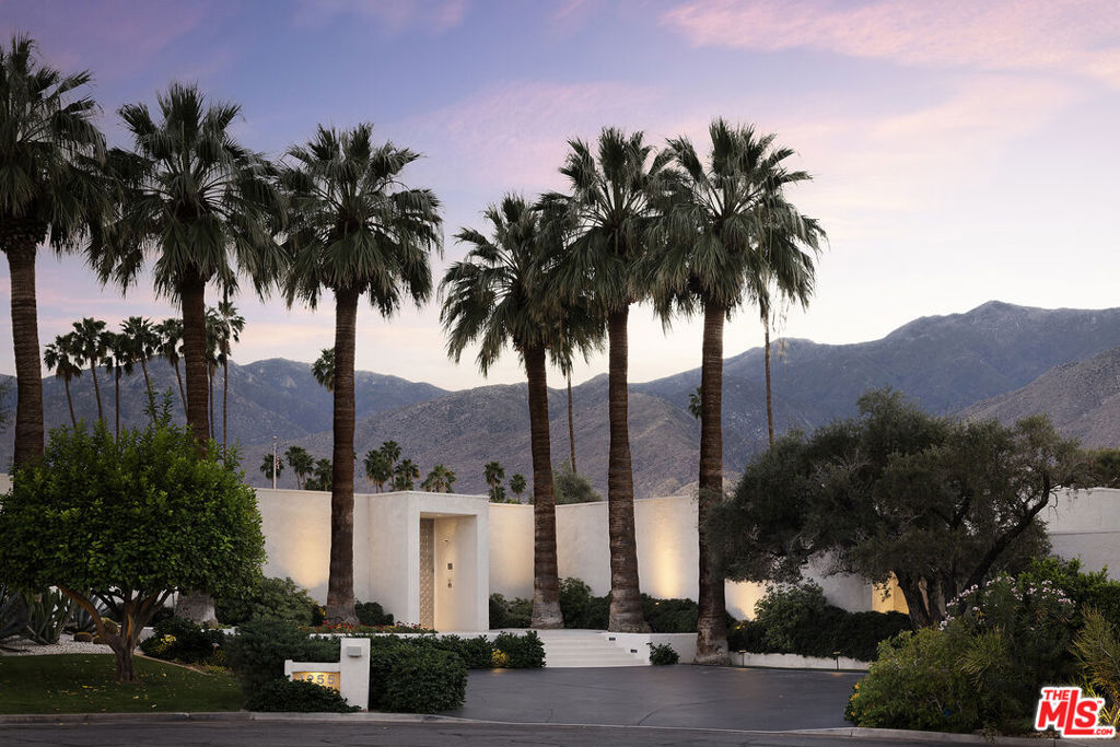 1255 E Via Estrella Property Photo