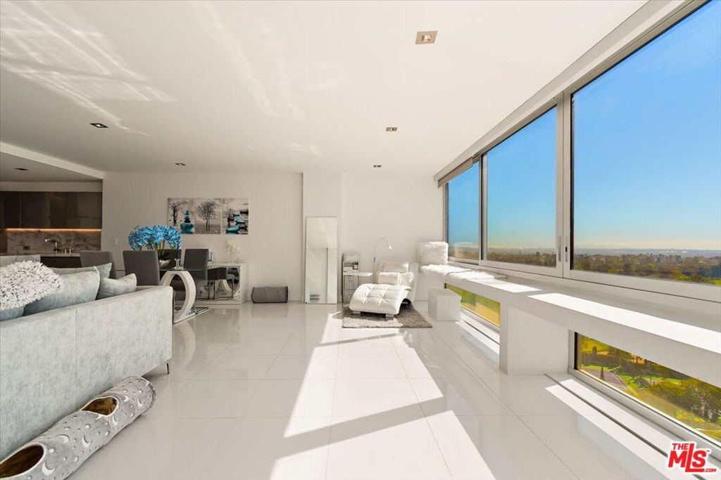 2222 Avenue Of The Stars 1203 Property Photo 2