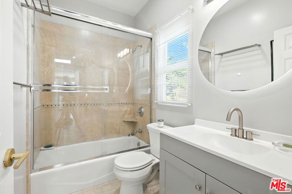 23971 De Ville Way Property Photo 21