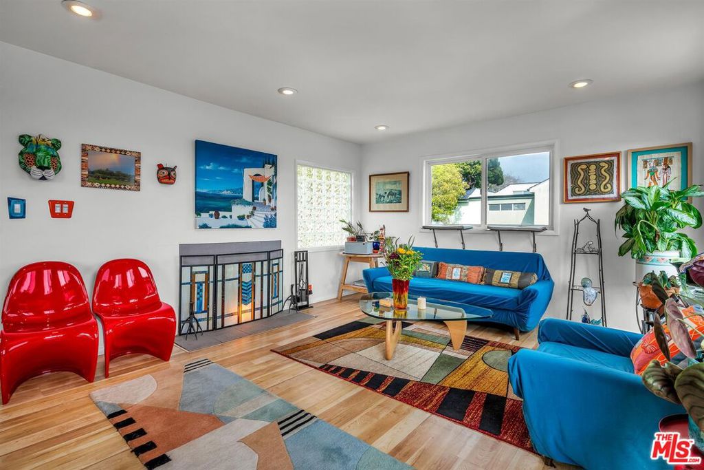 2030 Marine Street Property Photo 9