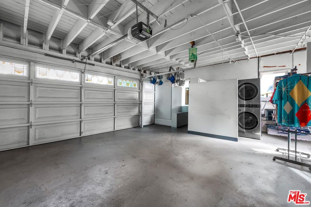 2030 Marine Street Property Photo 21