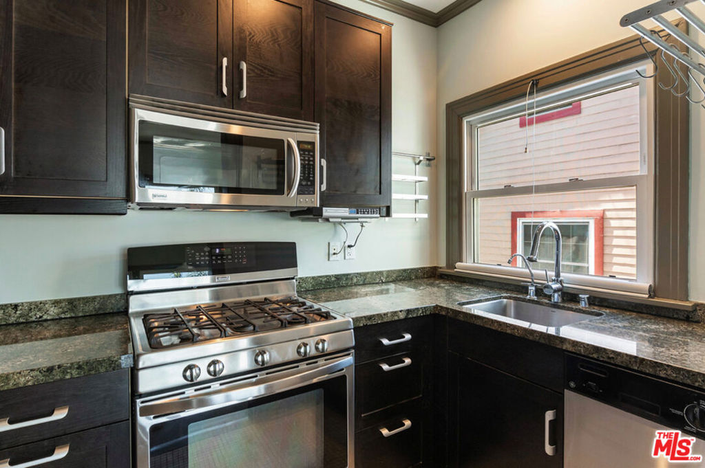 254 S Vendome Property Photo 10