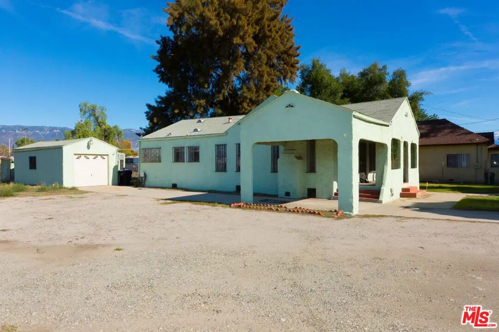 1940 W Base Line Street Property Photo 1
