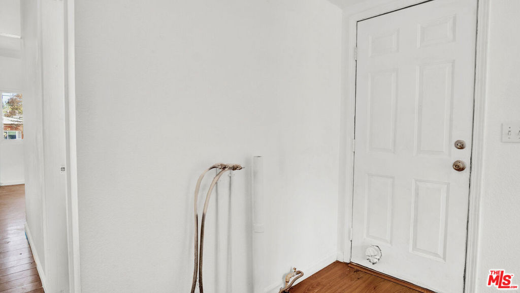 6072 York Boulevard Property Photo 17
