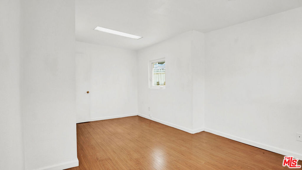 6072 York Boulevard Property Photo 18