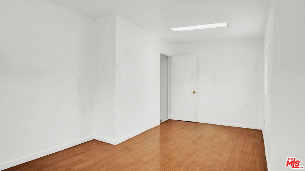 6072 York Boulevard Property Photo 19