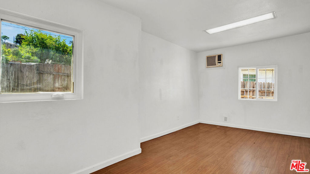 6072 York Boulevard Property Photo 21