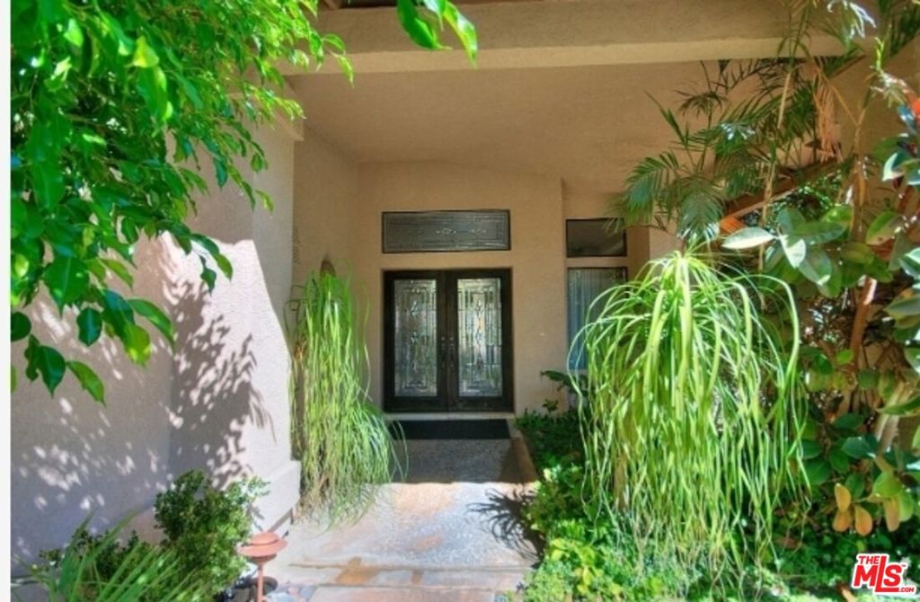 78920 Skyward Way Property Photo 3