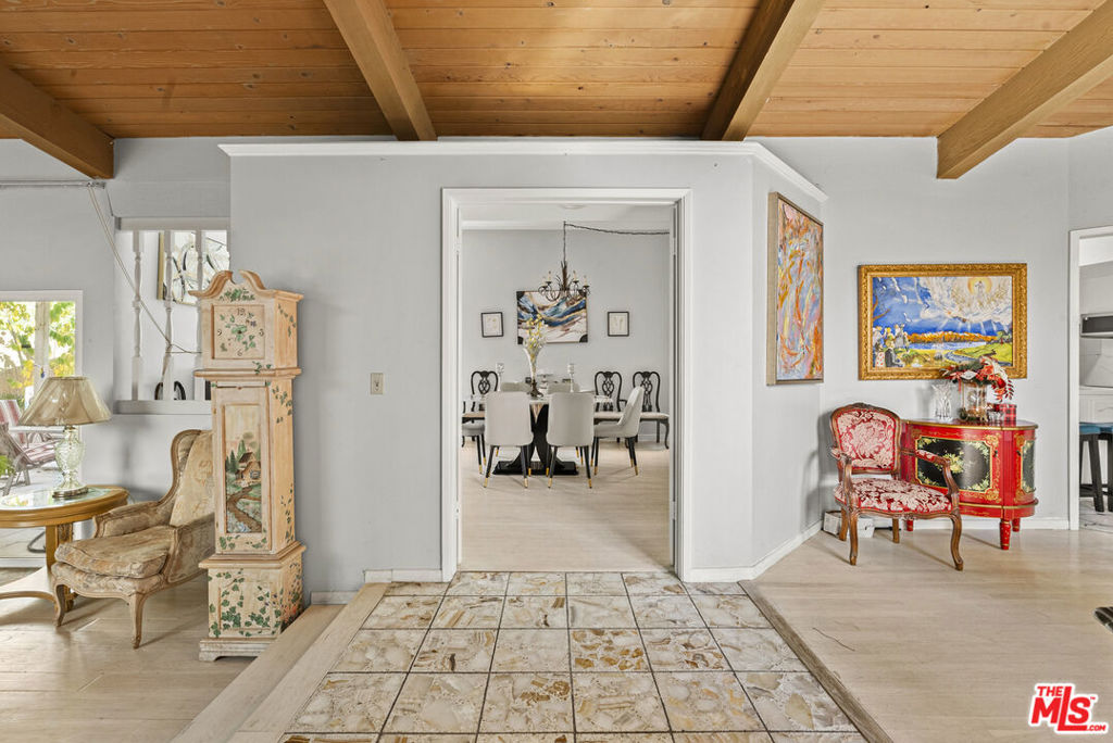 11807 Bel Terrace Property Photo 4