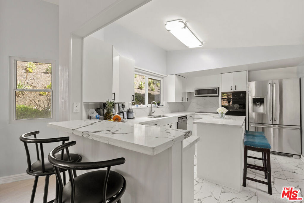 11807 Bel Terrace Property Photo 11