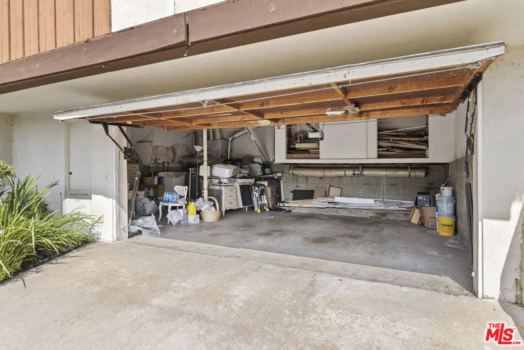 11807 Bel Terrace Property Photo 24