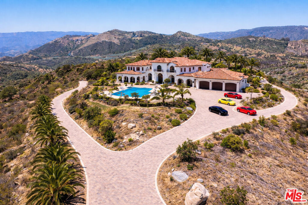 0 El Calamar Property Photo 3