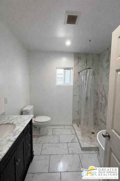 1820 W Martin Luther King Boulevard Property Photo 12