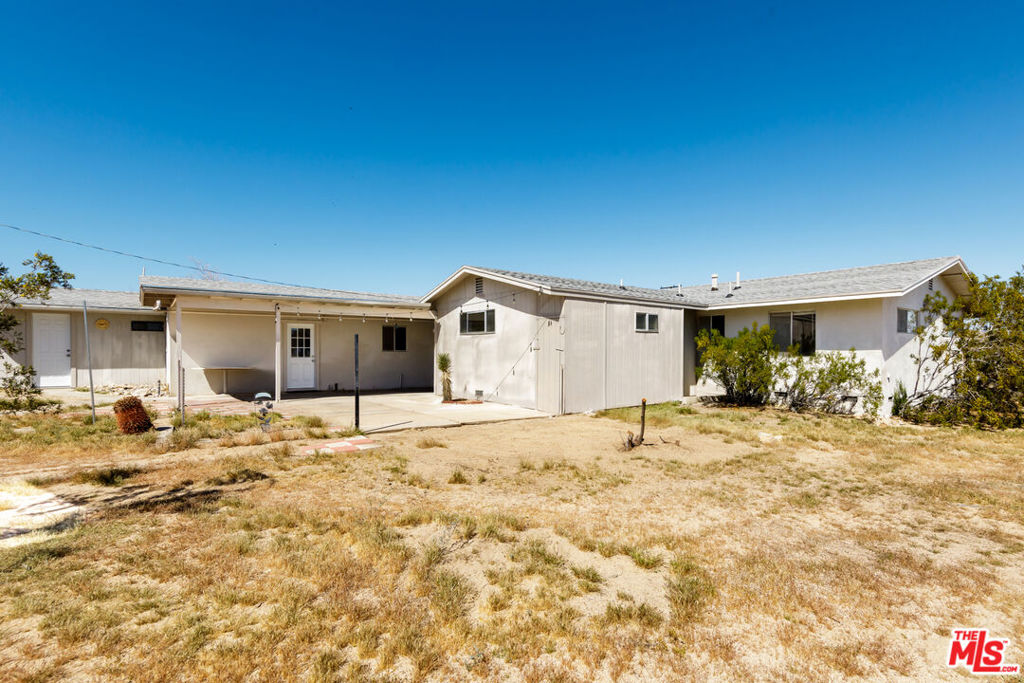 62137 Desert Air Road Property Photo 37