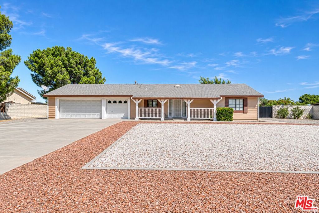 12865 Amethyst Road Property Photo 1