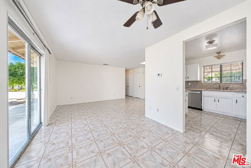 12865 Amethyst Road Property Photo 3