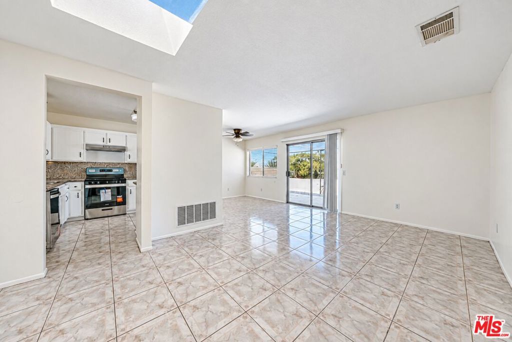 12865 Amethyst Road Property Photo 5