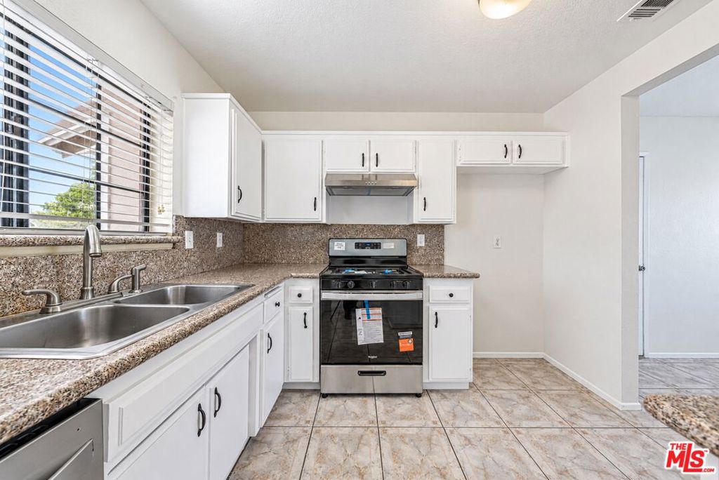12865 Amethyst Road Property Photo 11