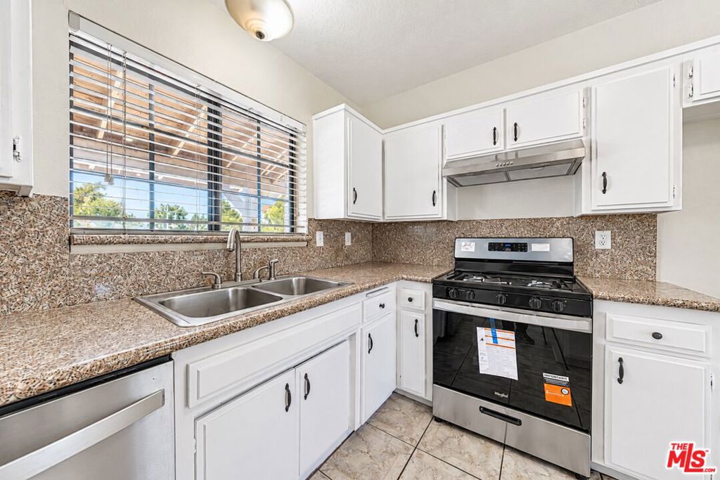 12865 Amethyst Road Property Photo 12