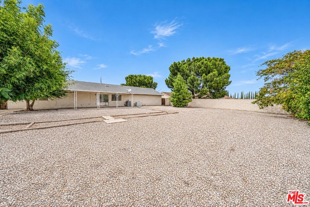 12865 Amethyst Road Property Photo 25
