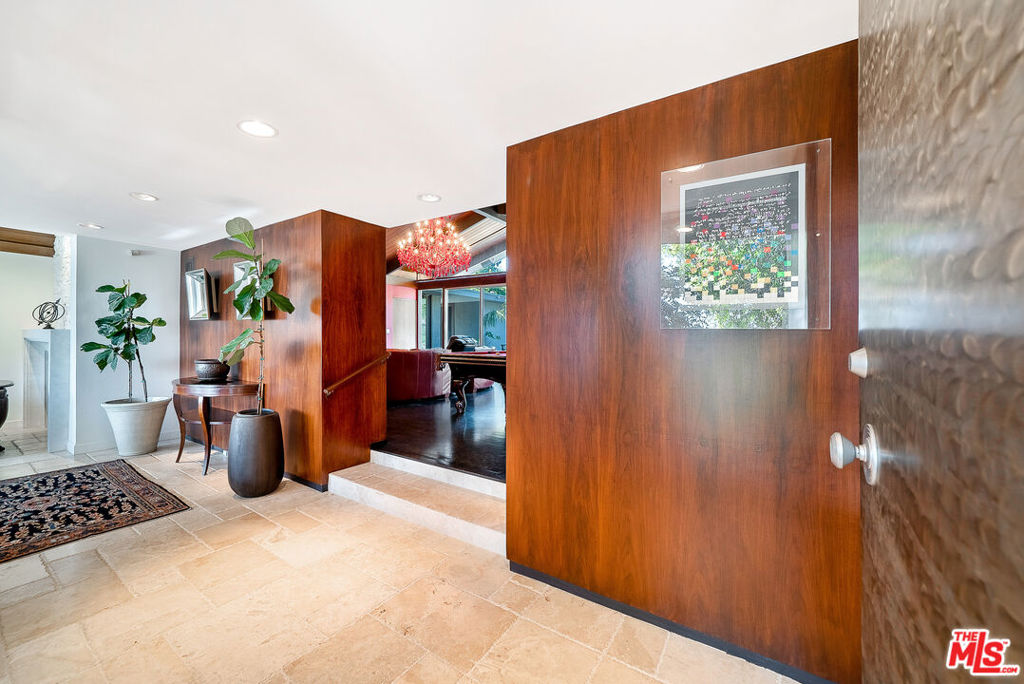 11508 Thurston Circle Property Photo 2