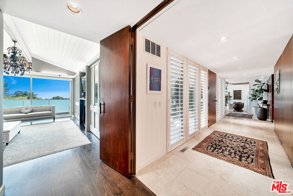 11508 Thurston Circle Property Photo 4
