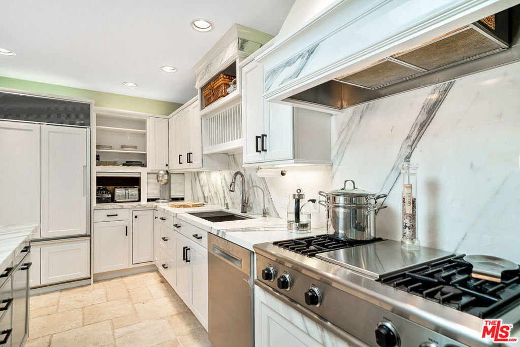 11508 Thurston Circle Property Photo 14