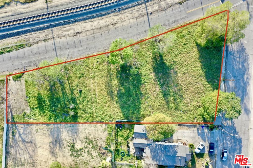 125 Julia Street Property Photo 8