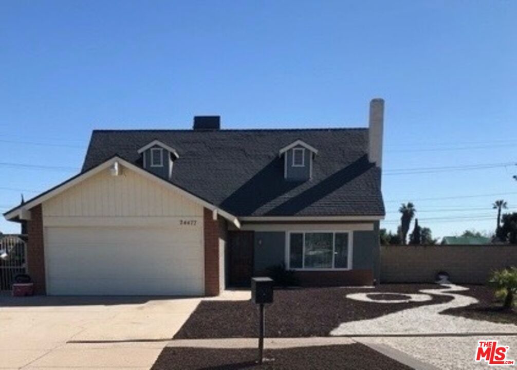 24477 Oneida Street Property Photo 1