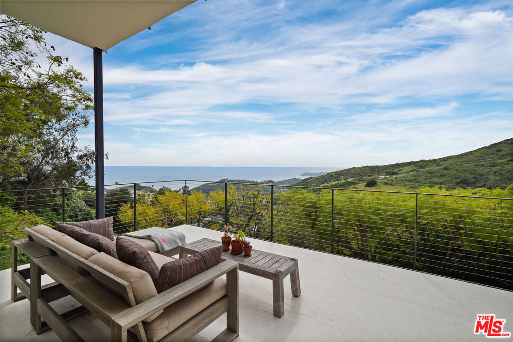 2727 Corral Canyon Road Property Photo 7