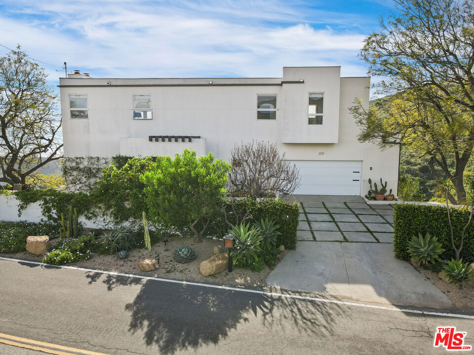 2727 Corral Canyon Road Property Photo 40