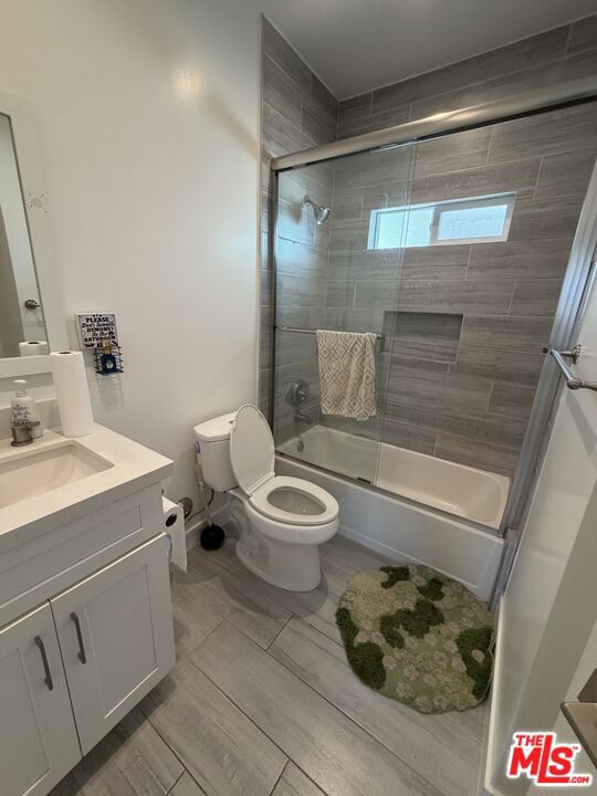 3944 S Budlong Avenue Property Photo 26