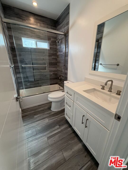 3944 S Budlong Avenue Property Photo 29