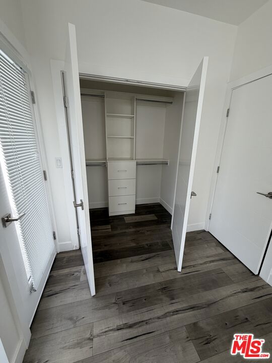 3944 S Budlong Avenue Property Photo 39