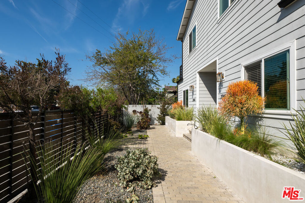 1135 Leighton Avenue Property Photo 24