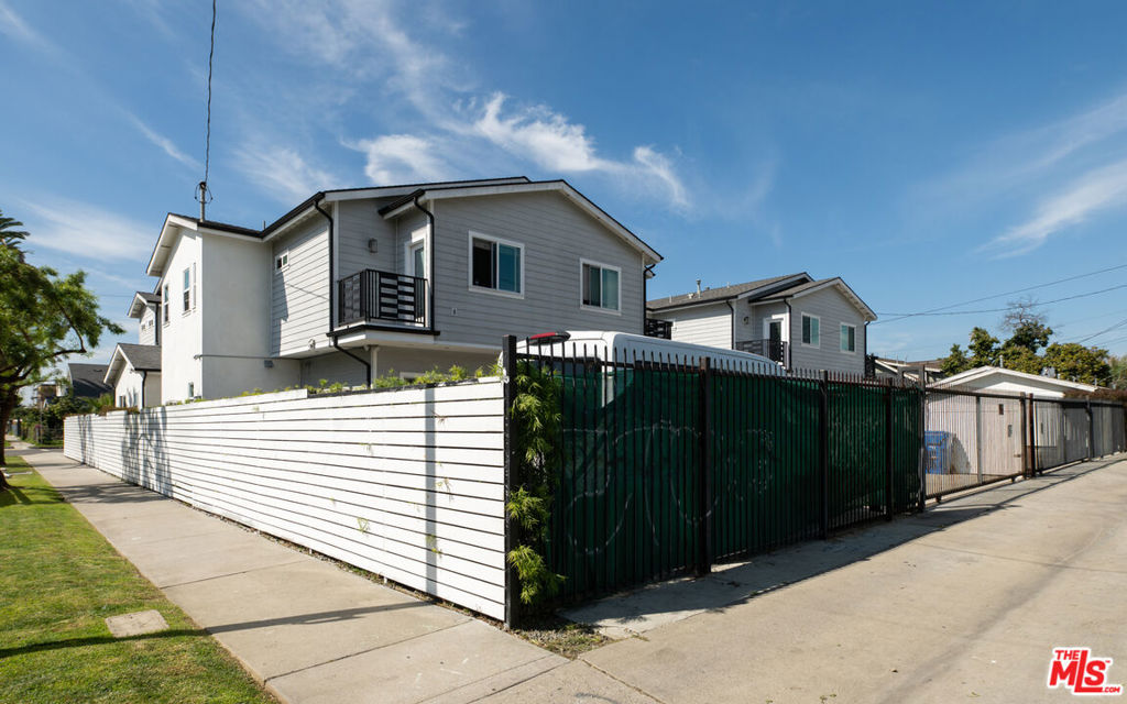 1135 Leighton Avenue Property Photo 30