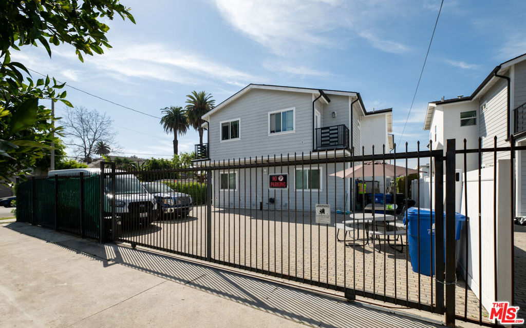 1135 Leighton Avenue Property Photo 31