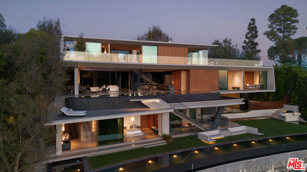 1331 Linda Flora Drive Property Photo 1