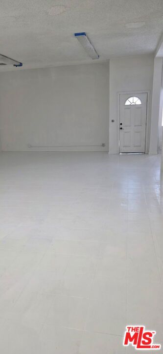 5151 S Western Avenue Property Photo 5