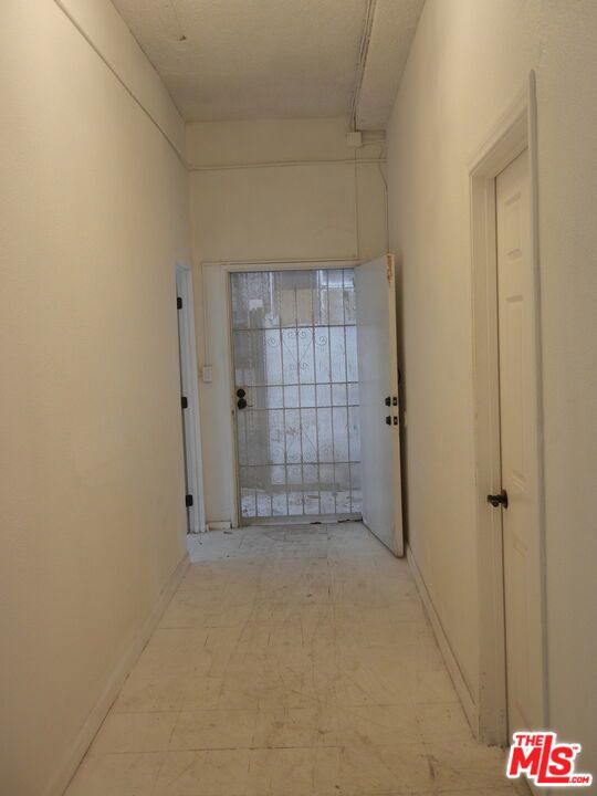5151 S Western Avenue Property Photo 34