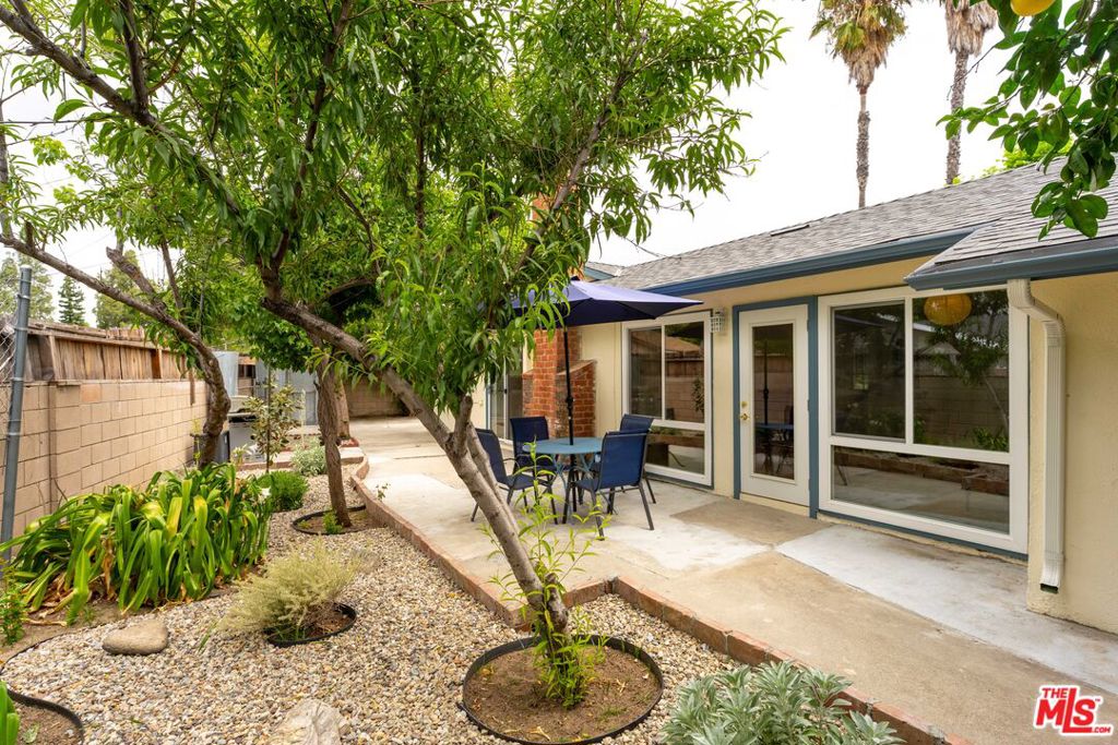 22736 Cantlay Street Property Photo 32