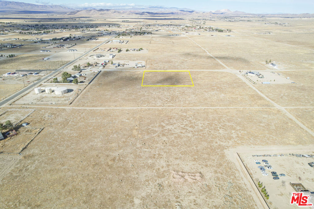 0 Avenue A-10 Property Photo 12