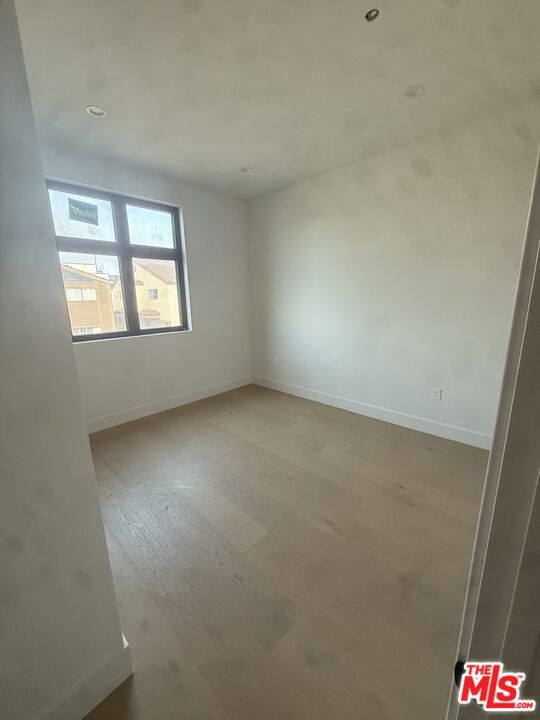 3846 Bentley Avenue Unit 2 Property Photo 6
