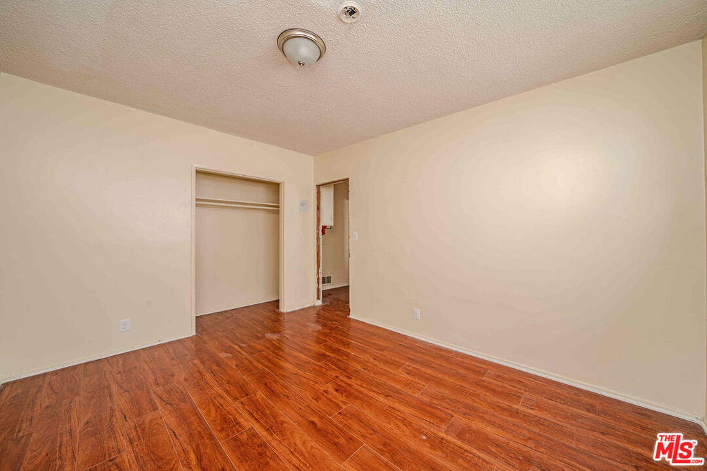 926 Fedora Street Property Photo 11