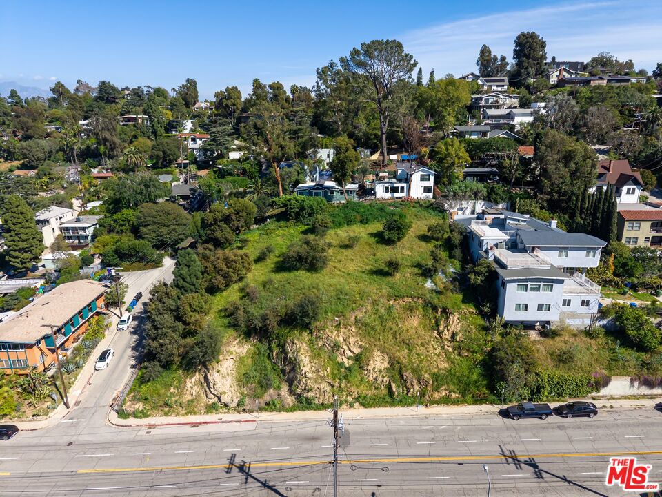 2280 Glendale Boulevard Property Photo 2