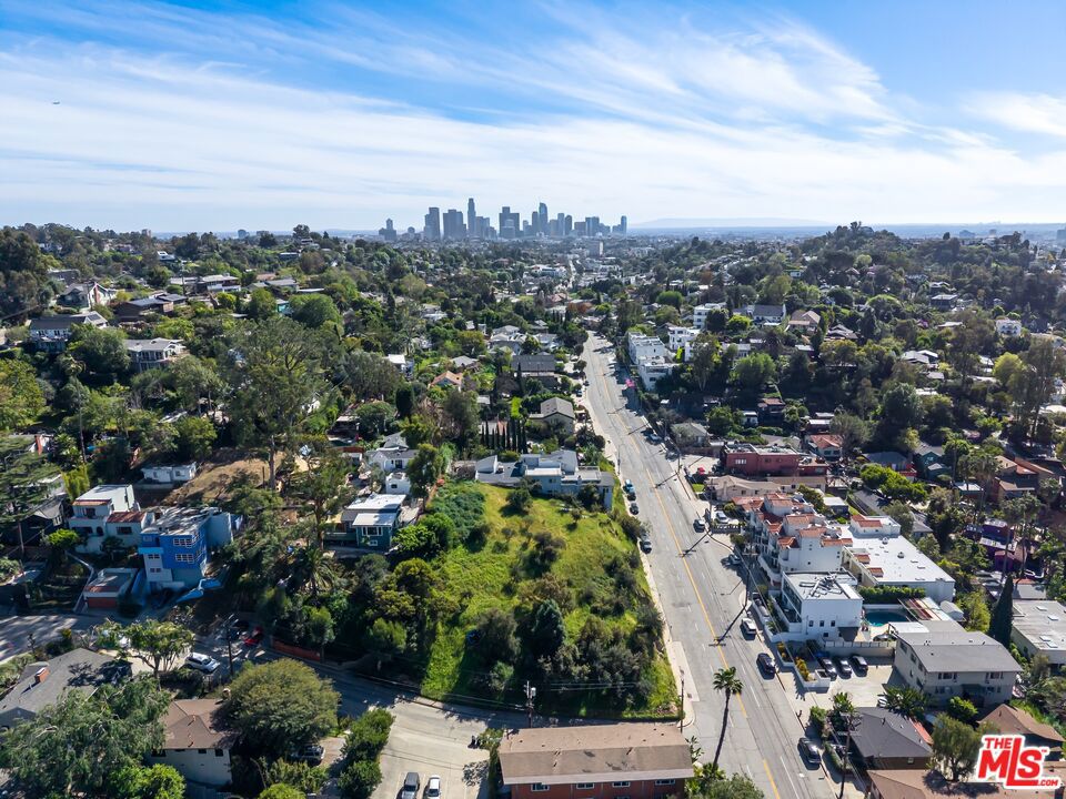 2280 Glendale Boulevard Property Photo 8
