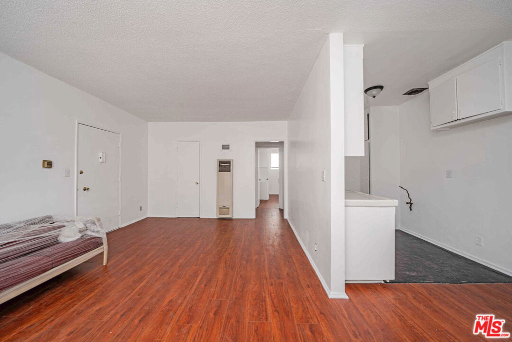 932 Fedora Street Property Photo 15