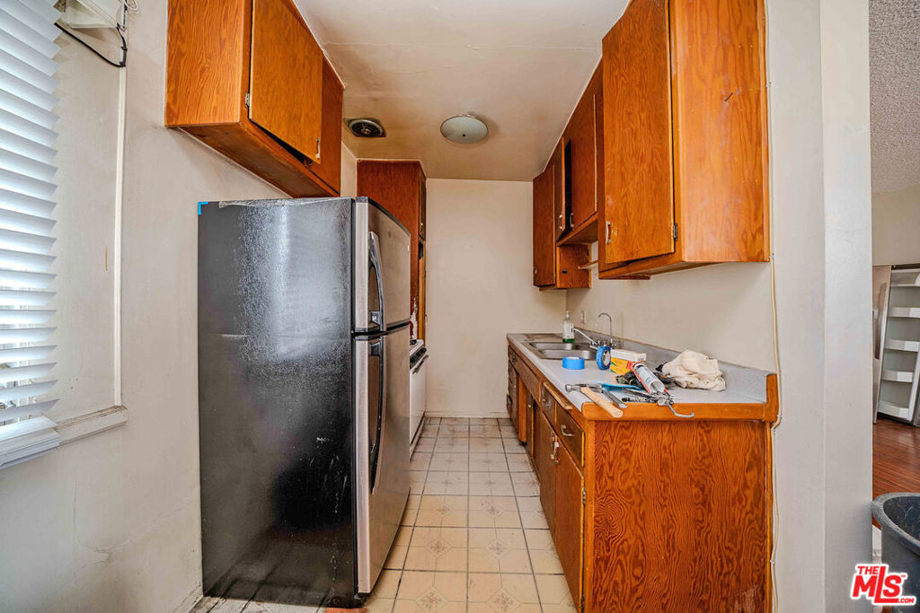 932 Fedora Street Property Photo 27