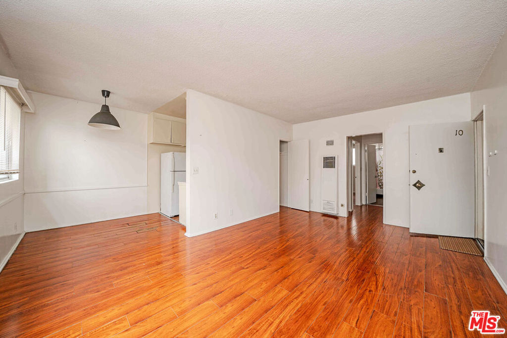 932 Fedora Street Property Photo 32